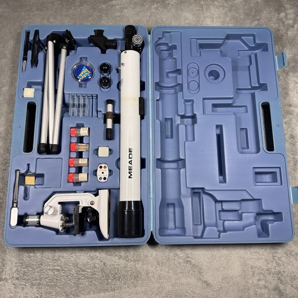 Meade Telescope Kit‎ With Tripod Eyepieces Case Astronomy Starter Set